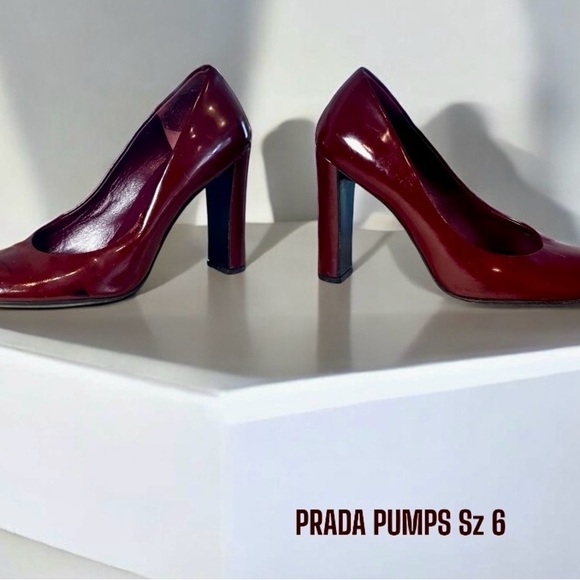 PRADA-DESIGNER- Burgundy Leather-Heel Pumps Sz 6 Casual Elegance. - Picture 2 of 6
